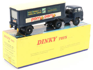 Lot 374 - DINKY TOYS (FRANCE) (1)