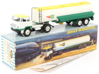 Lot 373 - DINKY TOYS (FRANCE) (1)