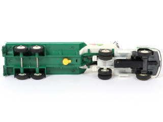 Lot 373 - DINKY TOYS (FRANCE) (1)