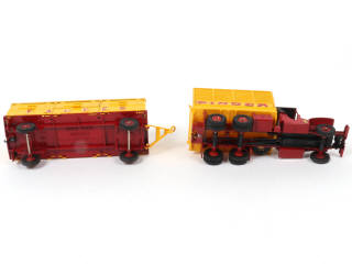 Lot 390 - DINKY TOYS (FRANCE) (1)
