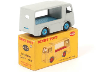 Lot 444 - DINKY TOYS (GB) (1)