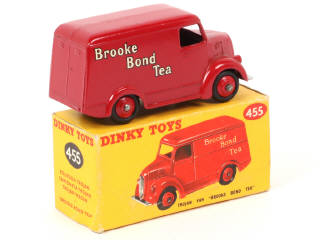 Lot 434 - DINKY TOYS (GB) (1)