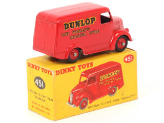 Lot 430 - DINKY TOYS (GB) (1)