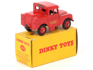 Lot 418 - DINKY TOYS (GB) (1)