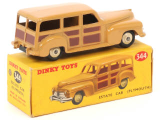 Lot 426 - DINKY TOYS (GB) (1)