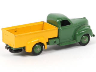 Lot 306 - DINKY TOYS (FRANCE) (1)