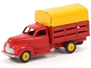 Lot 308 - DINKY TOYS (FRANCE) (1)