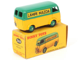 Lot 317 - DINKY TOYS (FRANCE) (1)