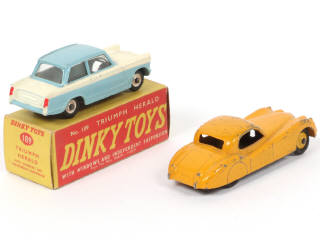 Lot 91 - DINKY TOYS (GB) (2)