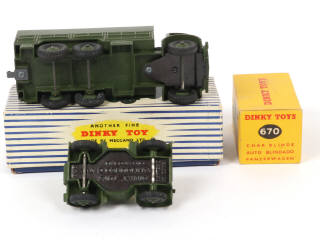 Lot 101 - DINKY TOYS (GB) (2)