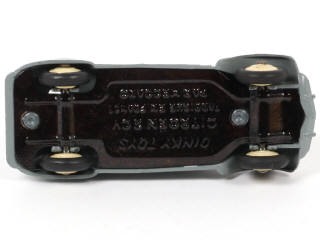 Lot 131 - DINKY TOYS (FRANCE) (1)