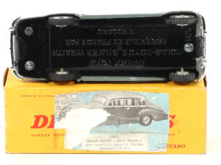 Lot 141 - DINKY TOYS (FRANCE) (1)