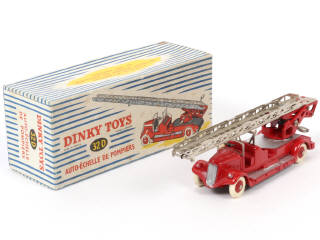 Lot 190 - DINKY TOYS (FRANCE) (1)