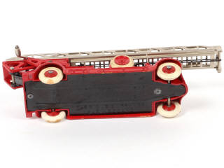 Lot 190 - DINKY TOYS (FRANCE) (1)