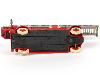 Lot 188 - DINKY TOYS (FRANCE) (1)