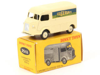 Lot 181 - DINKY TOYS (FRANCE) (1)