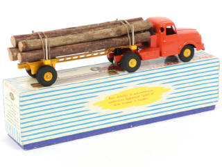 Lot 208 - DINKY TOYS (FRANCE) (1)