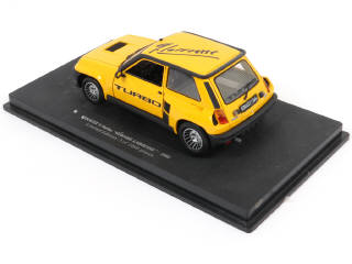 Lot 104 - UNIVERSAL (HONG KONG) (1)