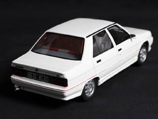 Lot 211 - OTTO MOBILE (FRANCE) (1)