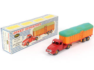 Lot 227 - DINKY TOYS (FRANCE) (1)