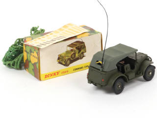 Lot 235 - DINKY TOYS (FRANCE) (1)