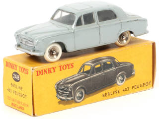 Lot 185 - DINKY TOYS (FRANCE) (1)