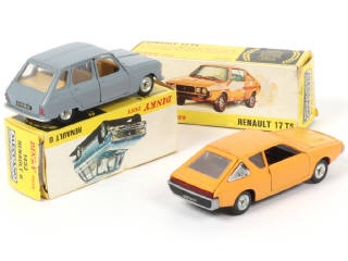 Lot 212 - DINKY TOYS (FRANCE) (2)