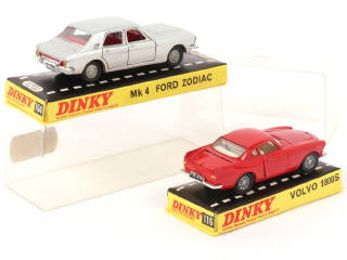 Lot 163 - DINKY TOYS (GB) (2)