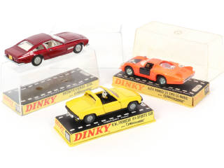 Lot 167 - DINKY TOYS (GB) (3)