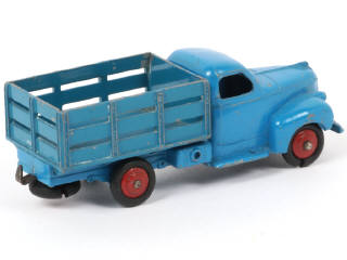 Lot 218 - DINKY TOYS (FRANCE) (1)