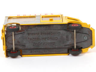 Lot 217 - DINKY TOYS (FRANCE) (1)