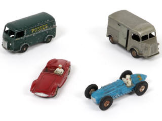 Lot 255 - DINKY TOYS (FRANCE) (4)