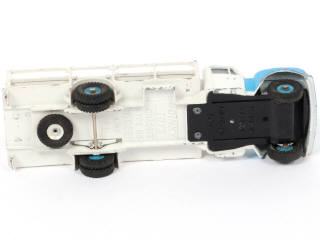 Lot 237 - DINKY TOYS (FRANCE) (1)