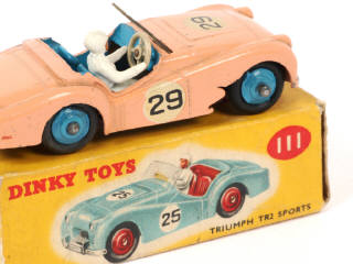 Lot 94 - DINKY TOYS (GB) (1)
