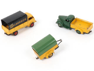 Lot 247 - DINKY TOYS (FRANCE) (3)
