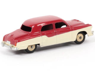 Lot 129 - DINKY TOYS (GB) (1)