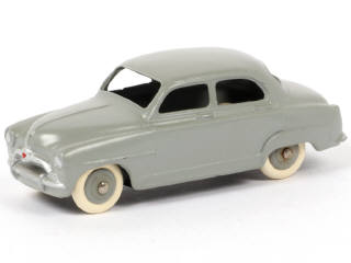 Lot 216 - DINKY TOYS (FRANCE) (1)