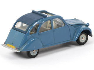 Lot 204 - DINKY TOYS (FRANCE) (1)