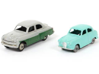 Lot 160 - DINKY TOYS (GB) (2)