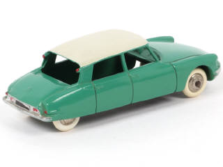 Lot 189 - DINKY TOYS (FRANCE) (1)
