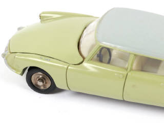 Lot 193 - DINKY TOYS (FRANCE) (1)