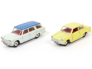 Lot 159 - DINKY TOYS (GB) (2)