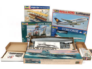 Lot 75 - REVELL (USA) (9)