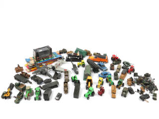 Lot 31 - DIVERS (50)