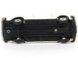 Lot 108 - DINKY TOYS (FRANCE) (1)