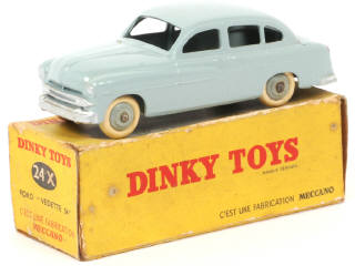 Lot 138 - DINKY TOYS (FRANCE) (1)