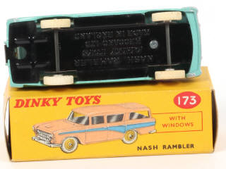 Lot 40 - DINKY TOYS (GB) (1)