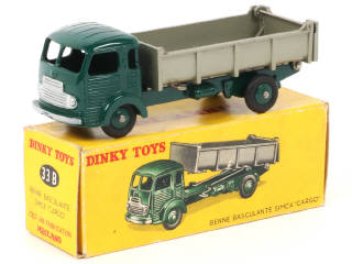 Lot 197 - DINKY TOYS (FRANCE) (1)