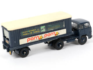 Lot 191 - DINKY TOYS (FRANCE) (1)