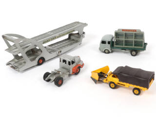 Lot 235 - DINKY TOYS (FRANCE) (3)